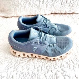 Women’s On Cloud sneakers
